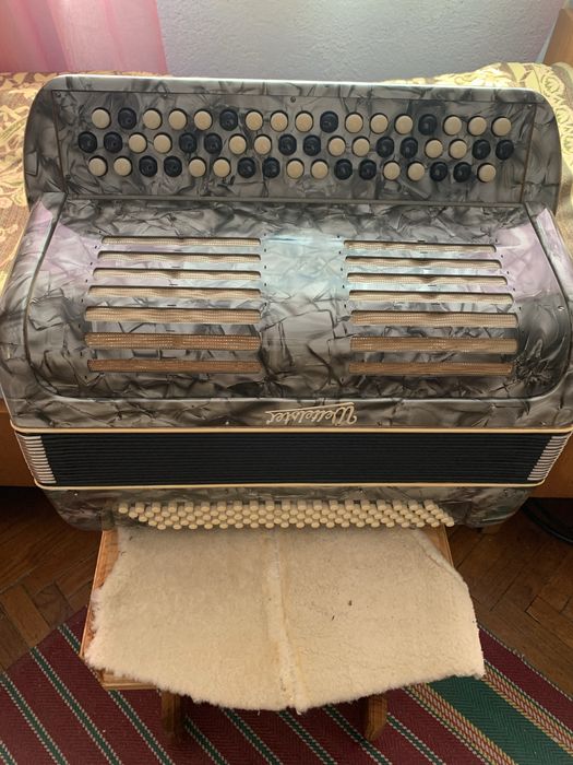 Продам інструмент.