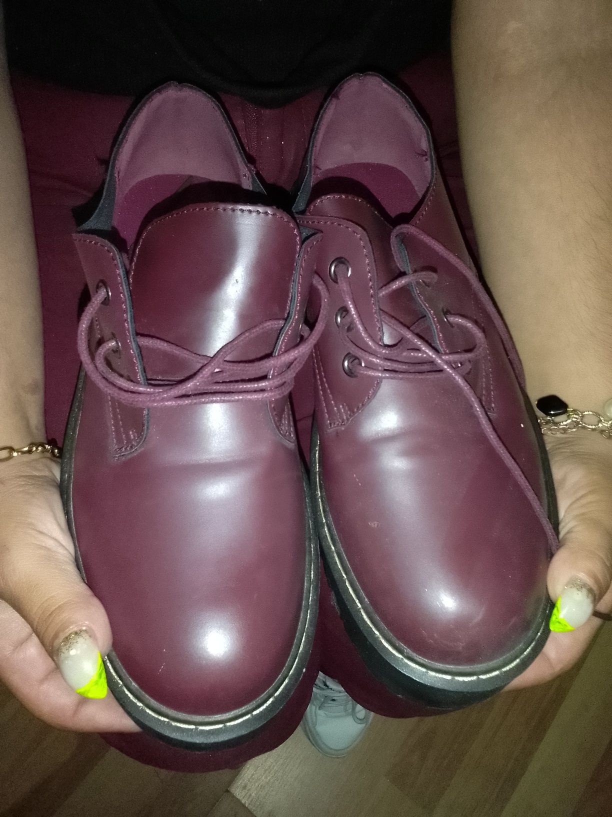 Sapatos de mulher novos