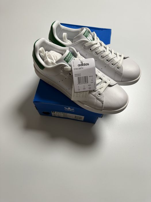 Bytu Adidas rozmiar:40