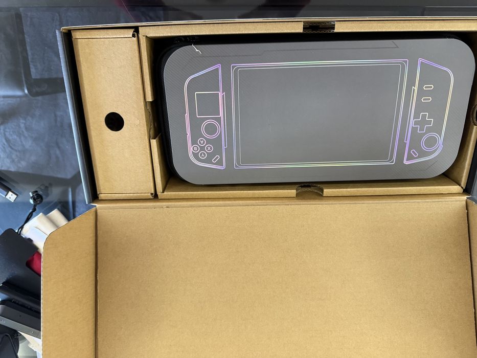 Lenovo Legion Go 16GB 1TB SSD com Doca (Nova)