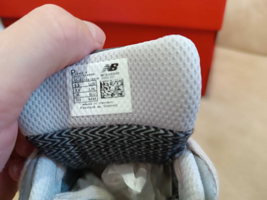 Жіночі кросівки new balance 9060 (Термо)