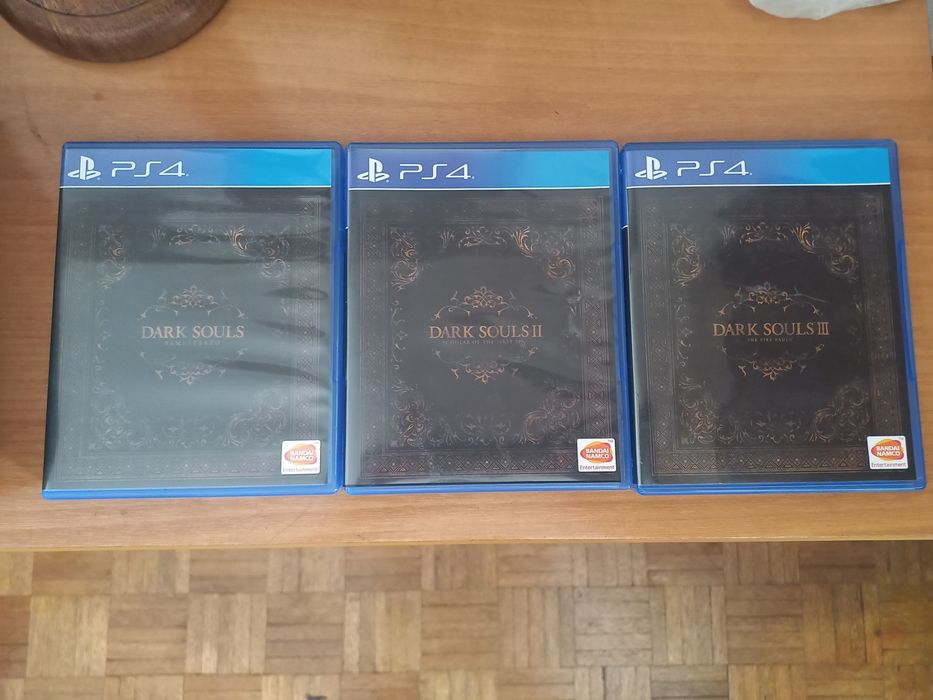 Dark Souls Trilogy Ps4
