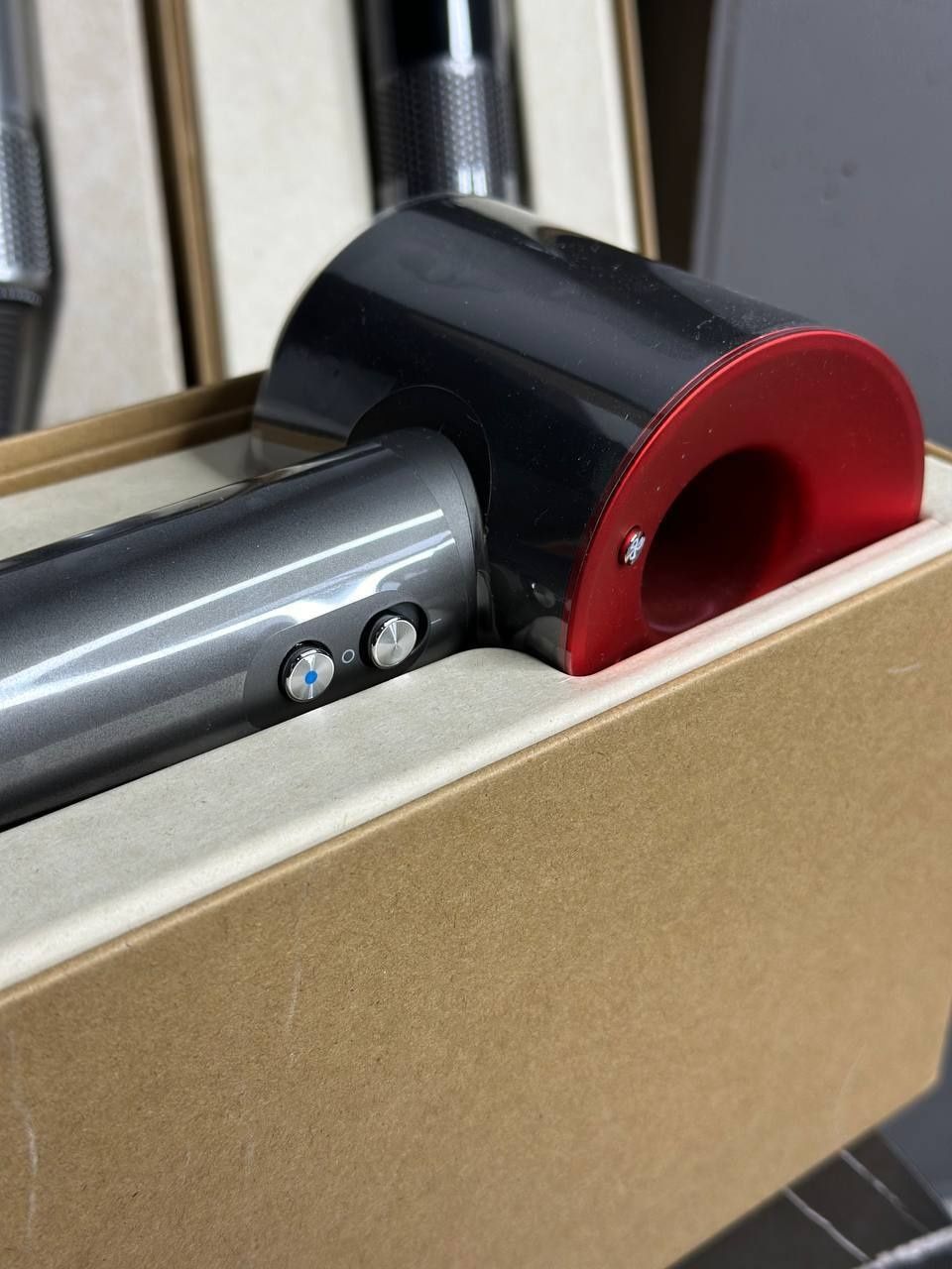 Фен Dyson HD08 у 7 кольорах