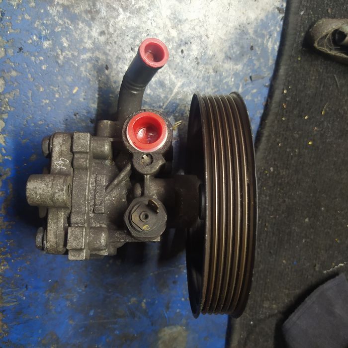 Насос гидроусилителя ГУР Mitsubishi Lancer Outlander 2.0 БЕНЗИН.