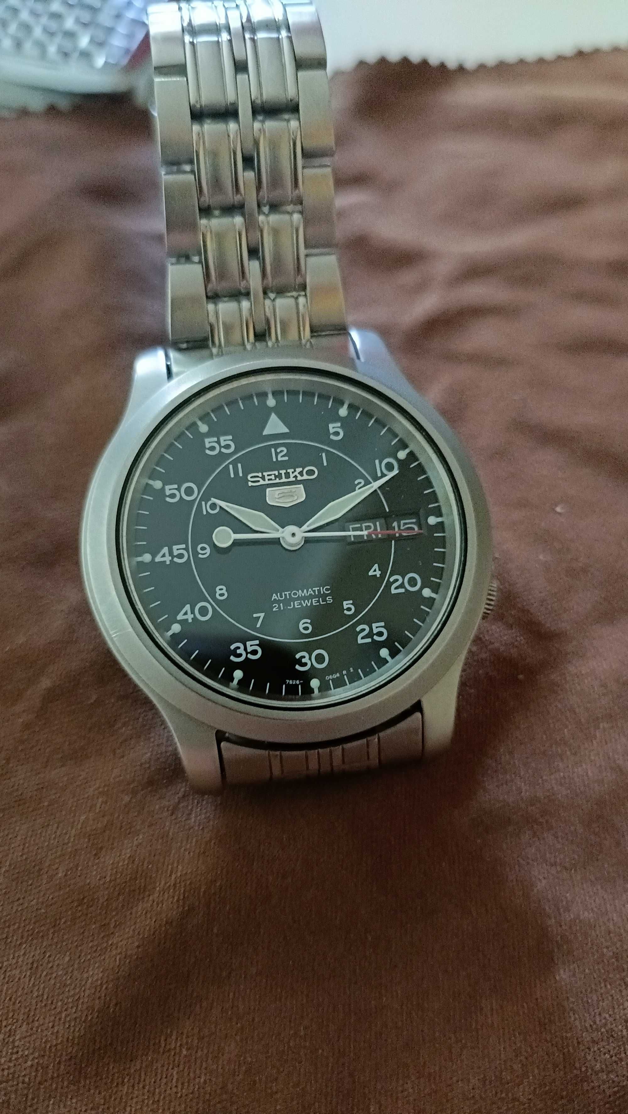 часы Seiko SNK809K1