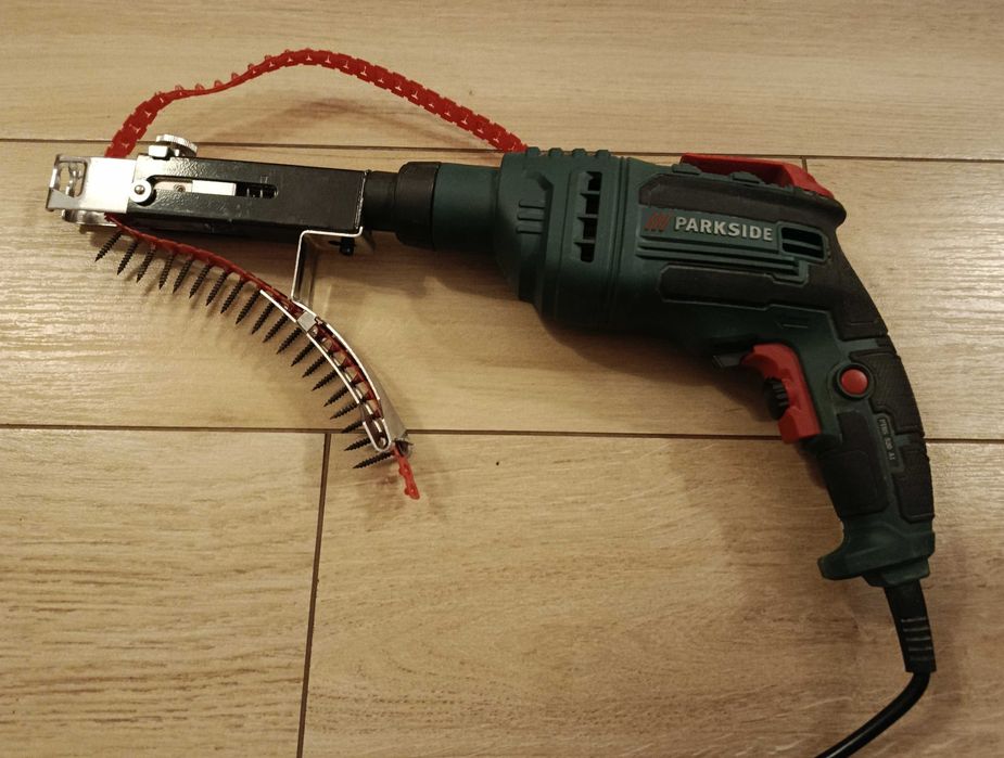 Wkrętarka taśmowa do płyt Parkside PTBS 520 A1 + wkręty PSBS 3 A1