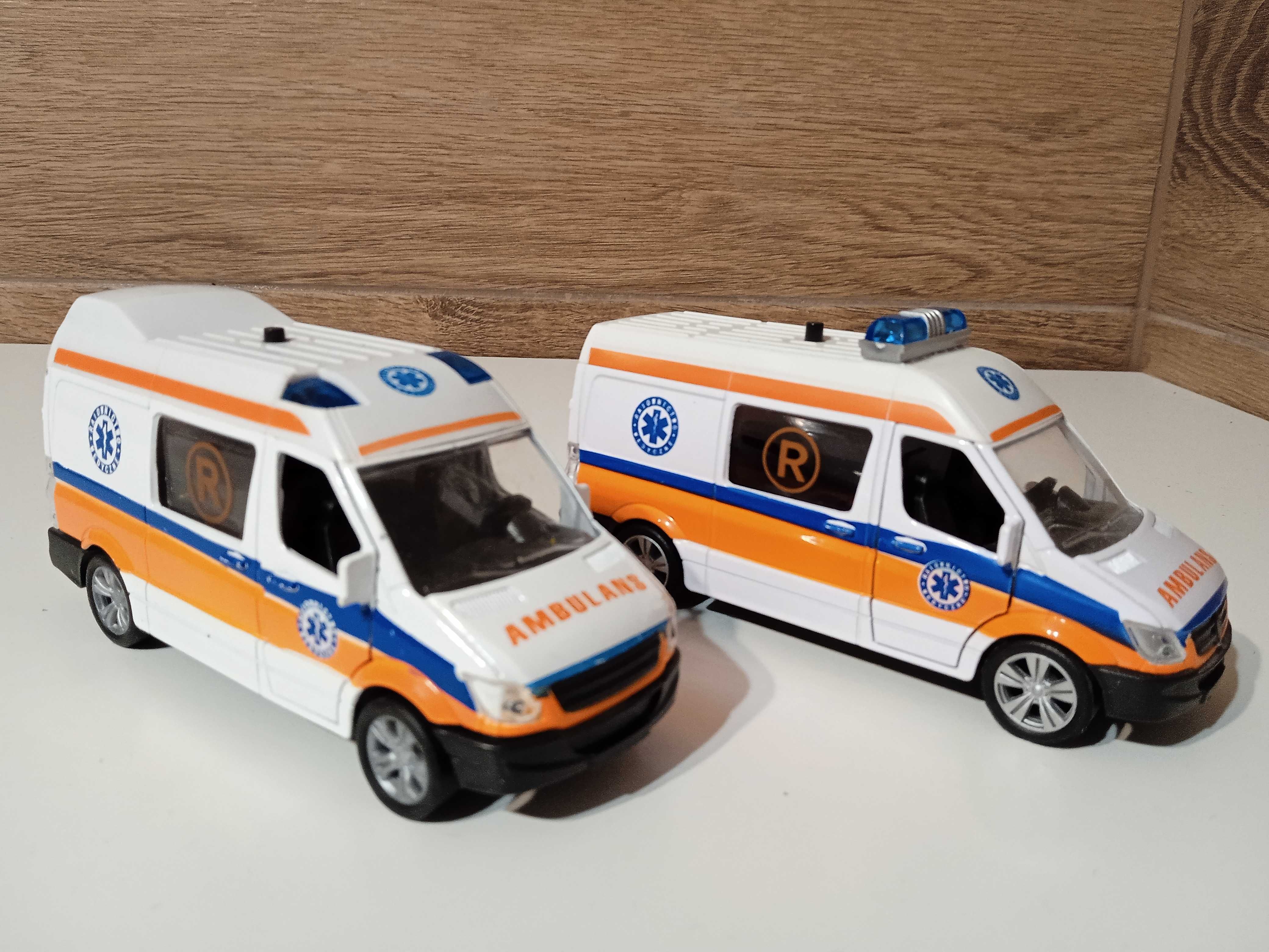 2 modele ambulans karetka Mercedes Sprinter