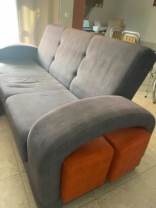 Sofa chaise longue.