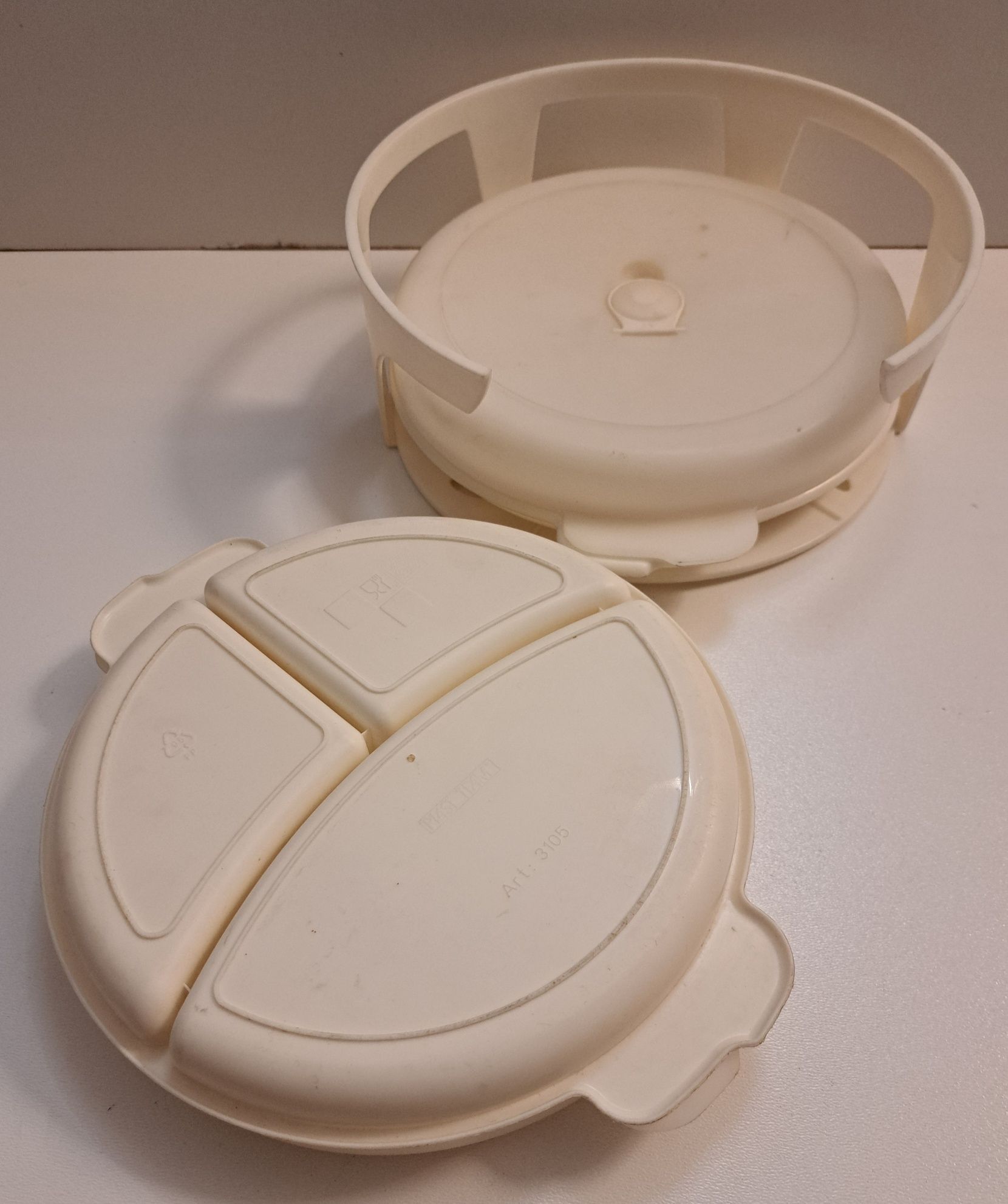 2 pojemniki plastikowe na lunch obiadowe do mikrofali prl