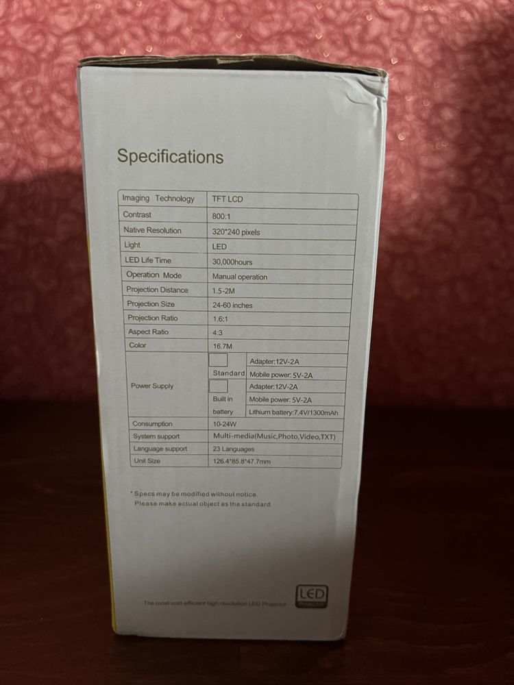 Продам проектор YG 300