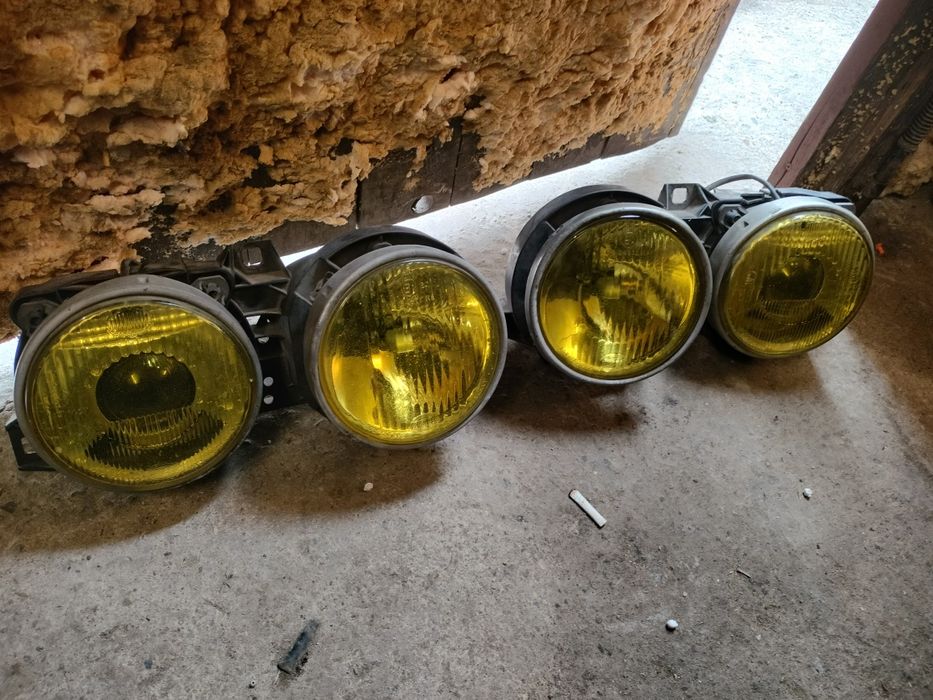 Lampy przód BMW e30 hella