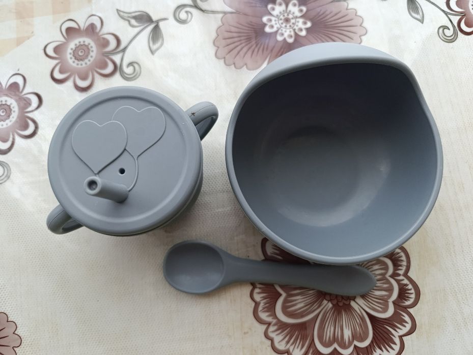 Посуд дитячий силіконовий