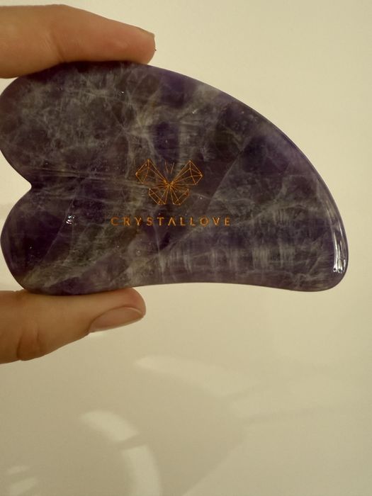 Crystallove kamień do masażu twarzy Ametyst
