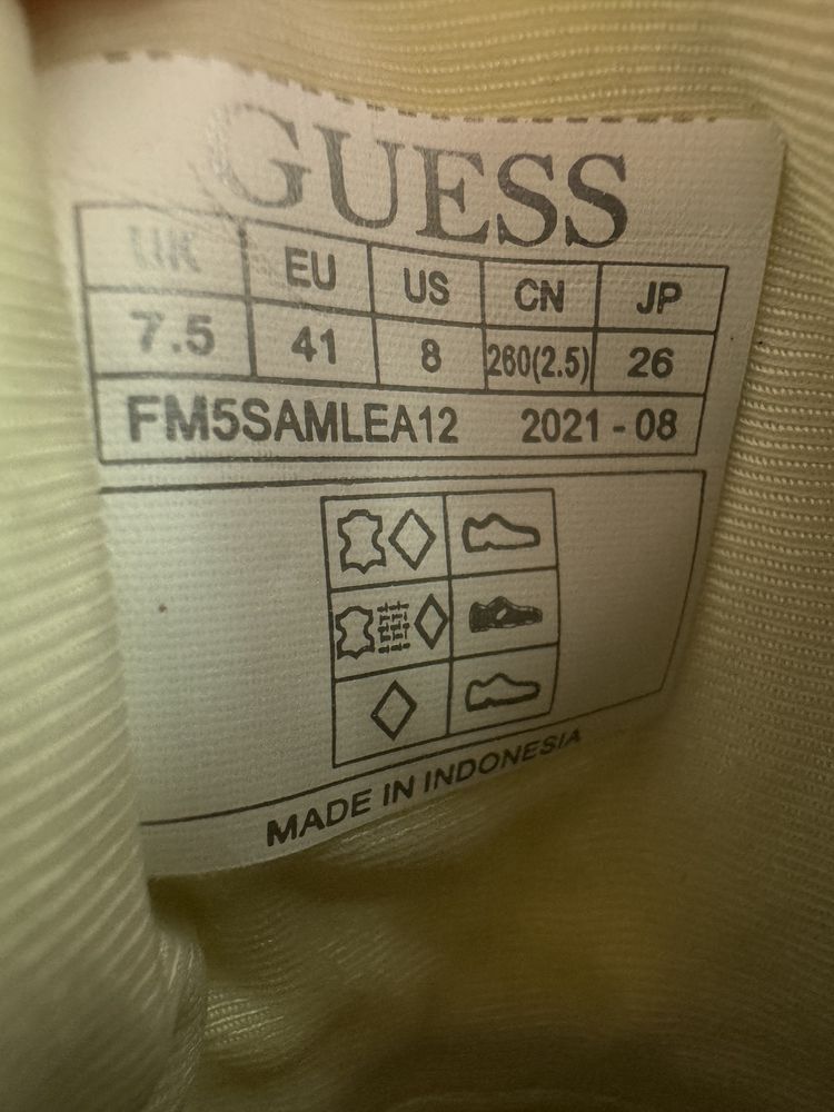 Nowe lekkie sneakersy wysokie Guess 41 bialo czerwone