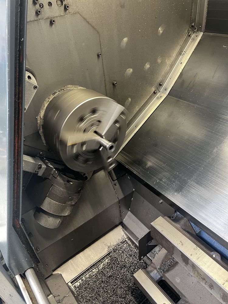 Sprzedam tokarke cnc Mazak