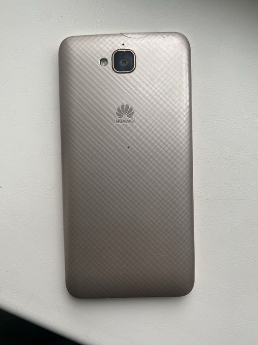 Продам рабочий телефон HUAWEI TIT-U02