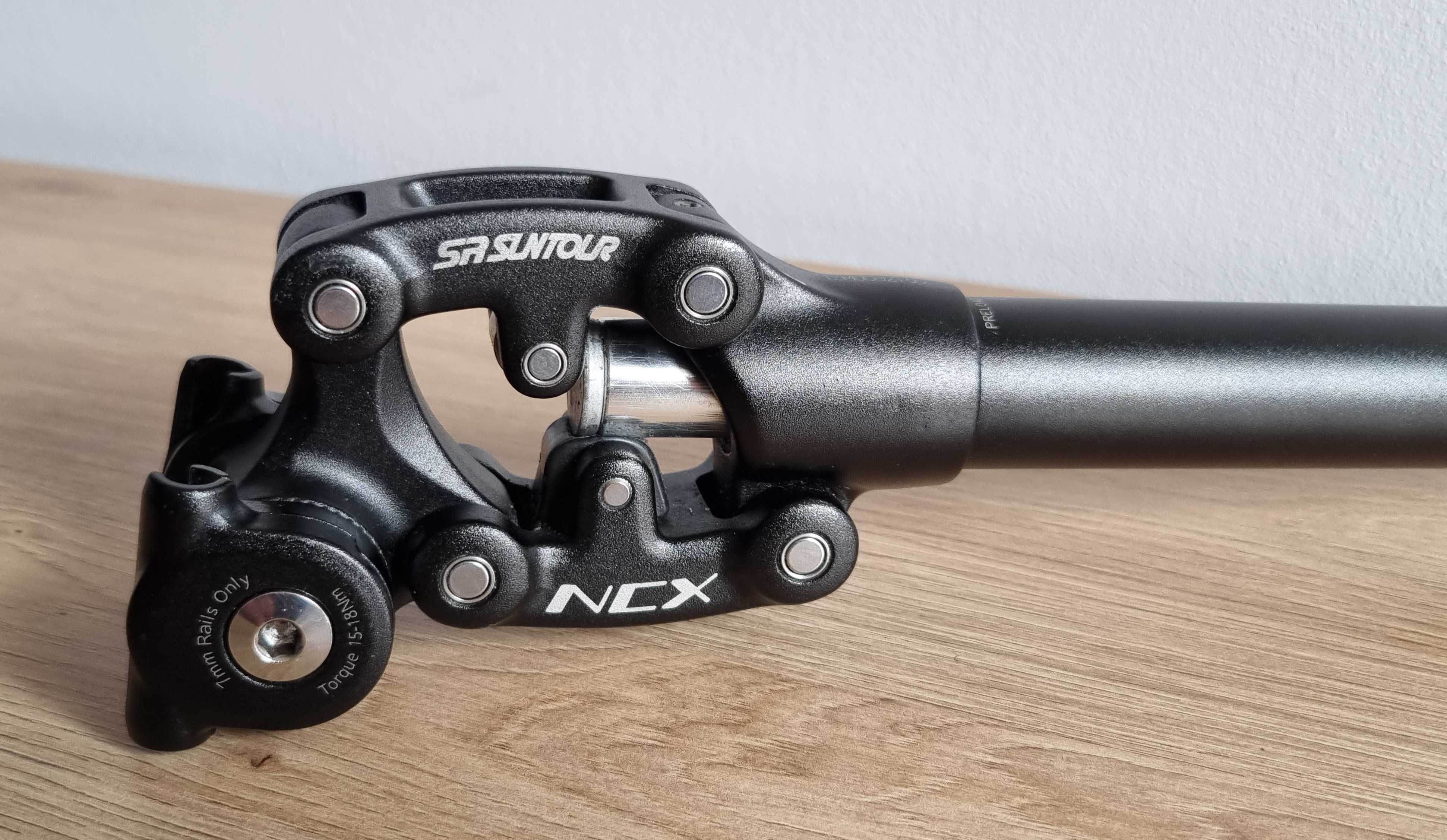 Sztyca amortyzowana SR Suntour NCX SP12 27,2 x 400 mm + ADAPTER 30,9