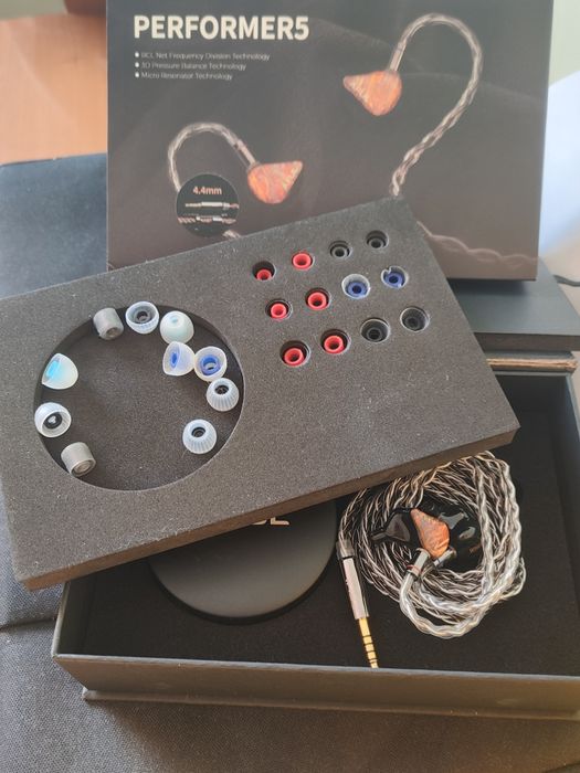 AFUL Acoustics Performer 5 hybrydowe słuchawki IEMs AFUL Performer 5