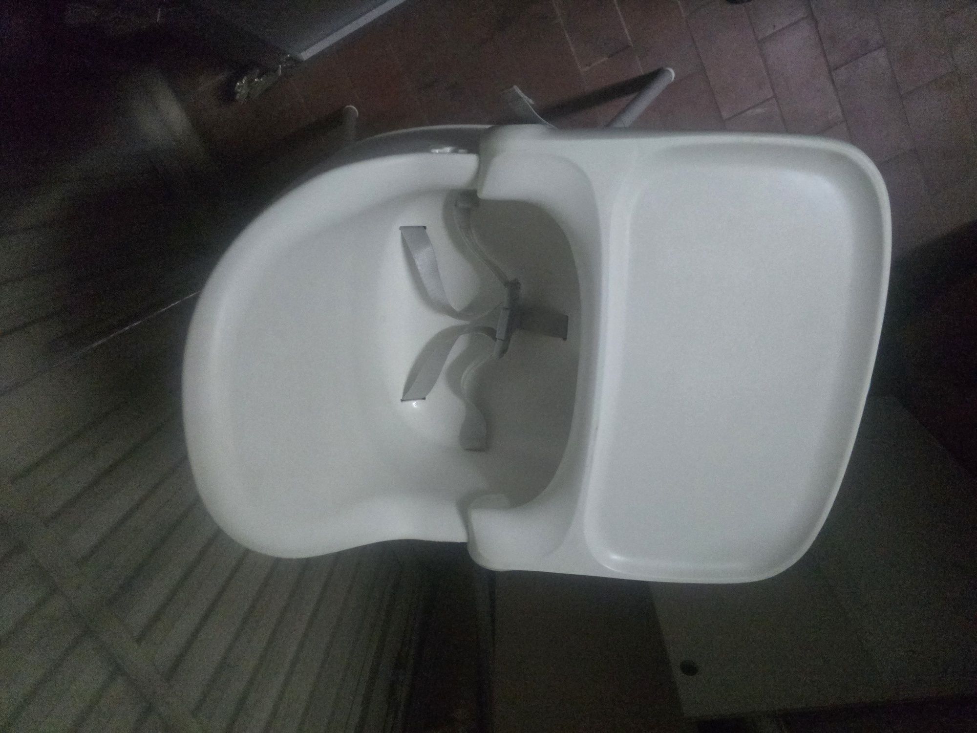 Cadeira de refeição