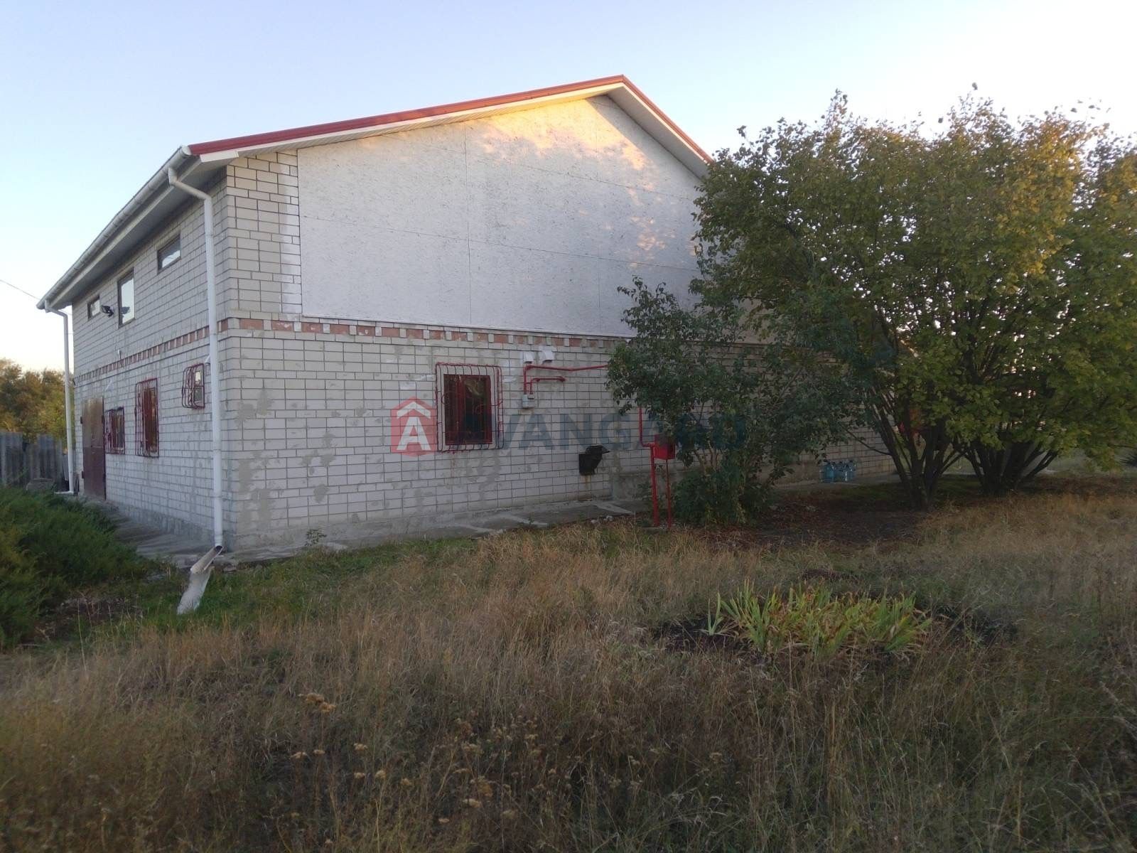 Продам будинок з ділянкою
