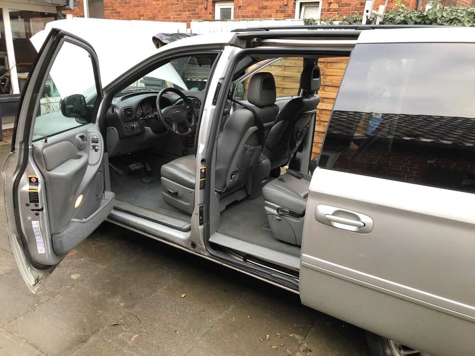 Chrysler Voyager 2004 r - 3,3 V6