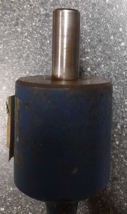 Przyrząd narzędzie kowadełko  do klepania kos kosy POLDI