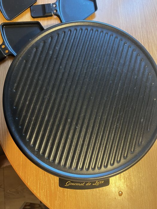 Grill Raclette prawie nowy