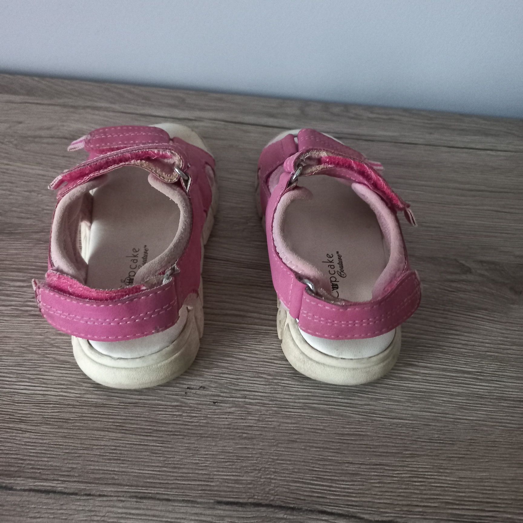 Sandały dla dziewczynki 26 cupcake Deichmann
