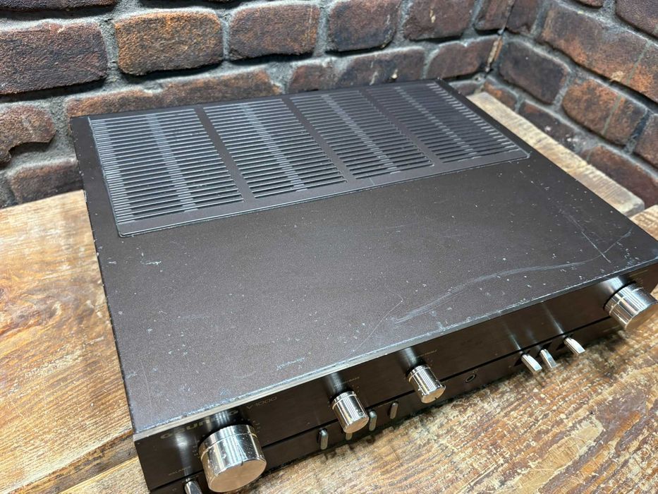 Wzmacniacz Grundig V 1000
