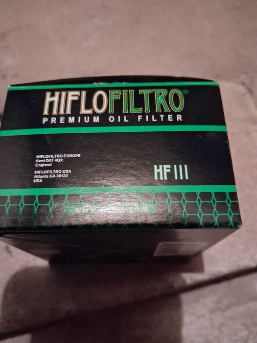 Olej silnikowy Motul 10W40  1L + gratis