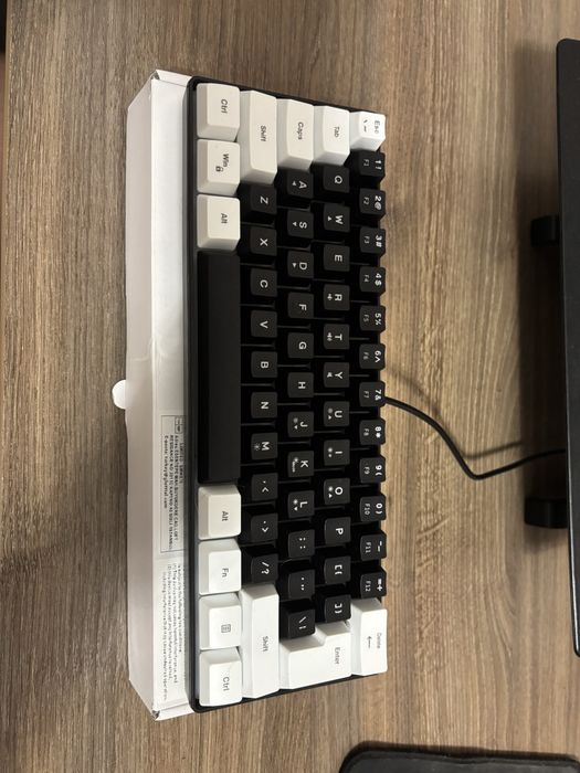 Клавіатура нова