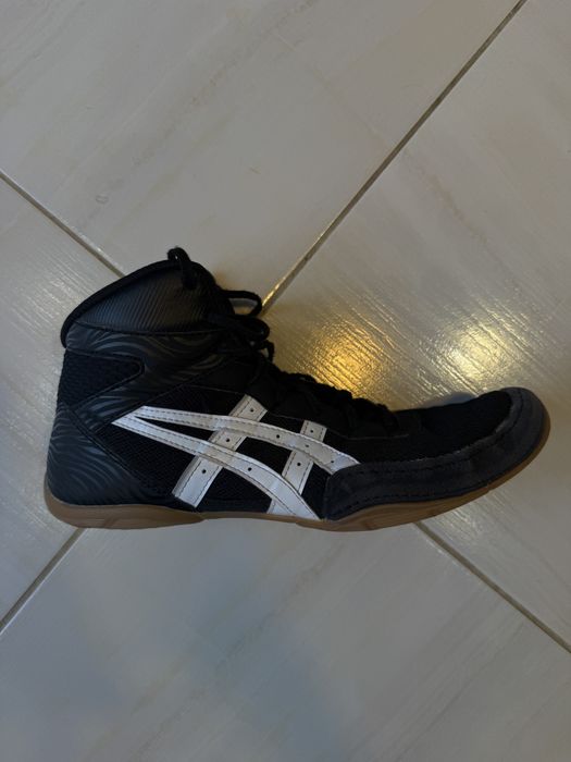 Борцовки ASICS