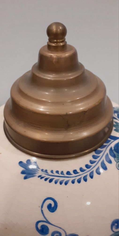 Pote grande antigo de tabaco - Coleção particular