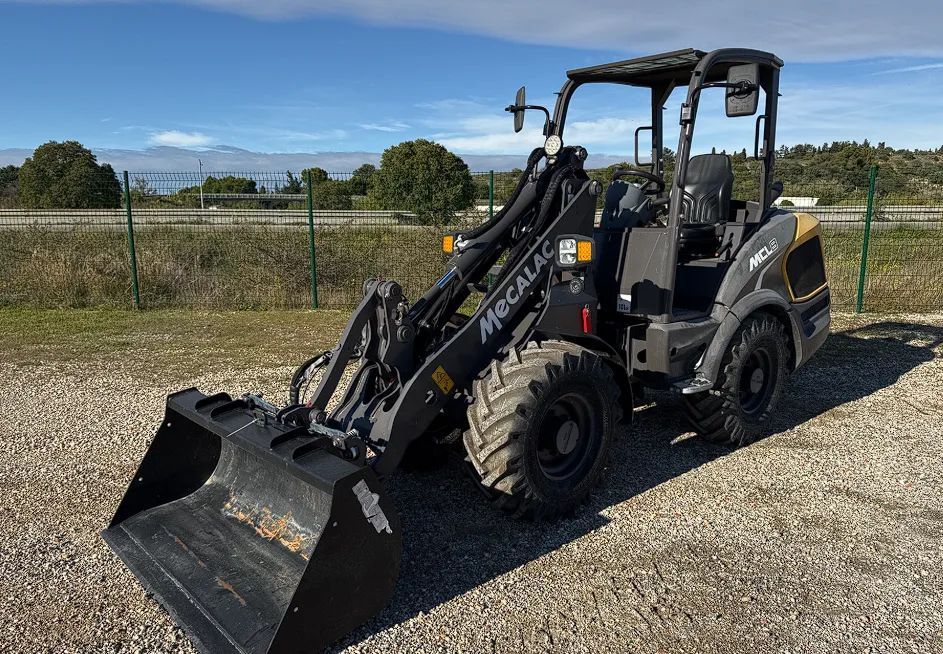 Mecalac MCL8  przegubowa, nowa