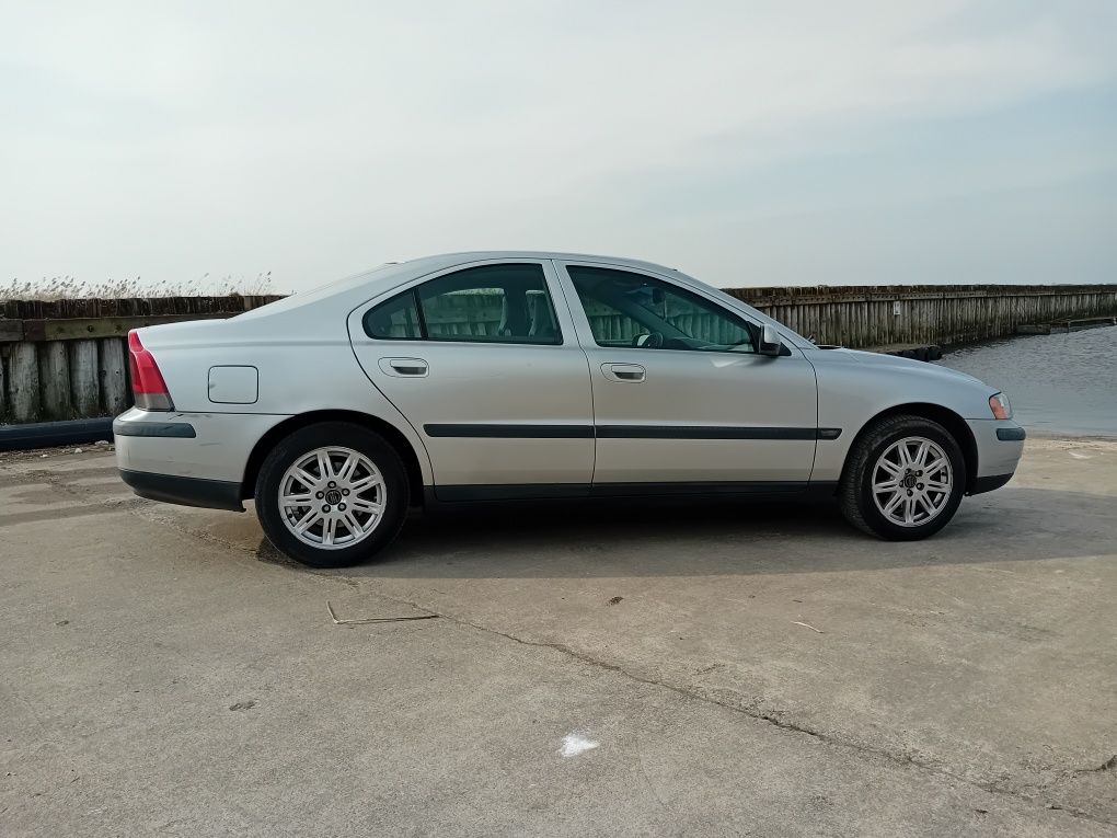 Volvo S60 D5 2.4 D/ ZAMIANA NA MOTOR