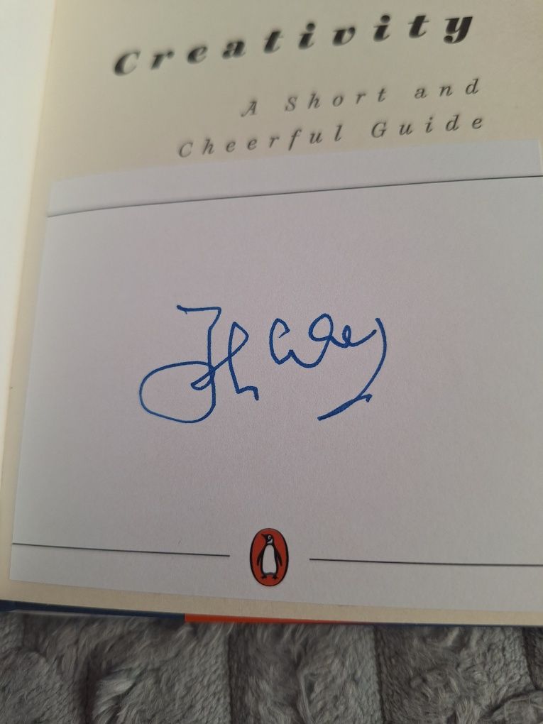John Cleese Creativity autograf Monthy Python książka