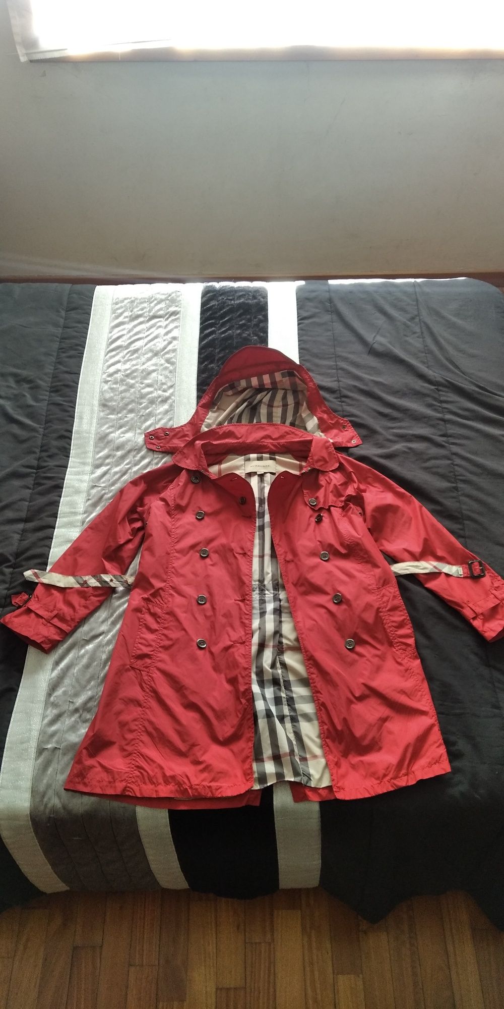 Casaco impermeável Rapariga Burberry 14Y/158cm (Ver descrição)