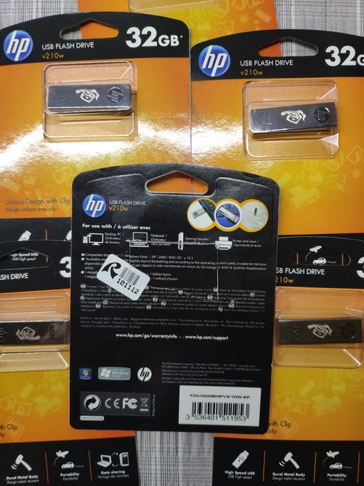 USB накопитель флешка 32  гб