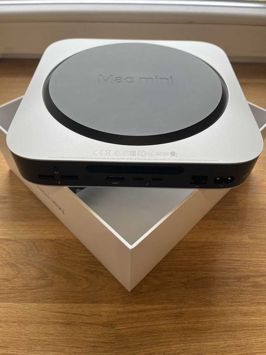 Apple Mac Mini M1 8GB RAM 256GB SSD w idealnym stanie z akcesoriami