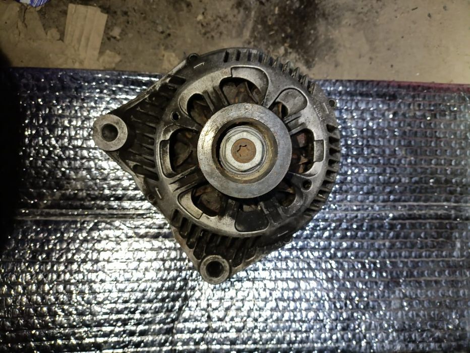 Генератор БМВ e46 150А