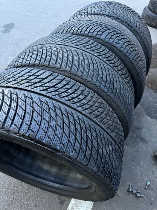 Зимова шина Michelin Pilot Alpin 5 SUV 285/40 R21 109V