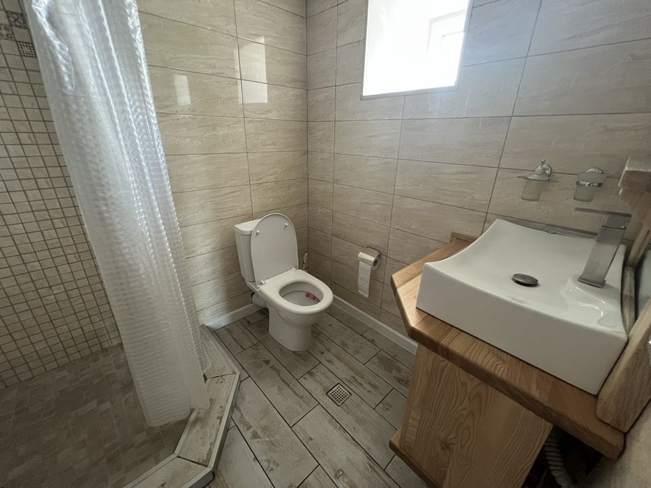 Продаж будинку, Ліщин