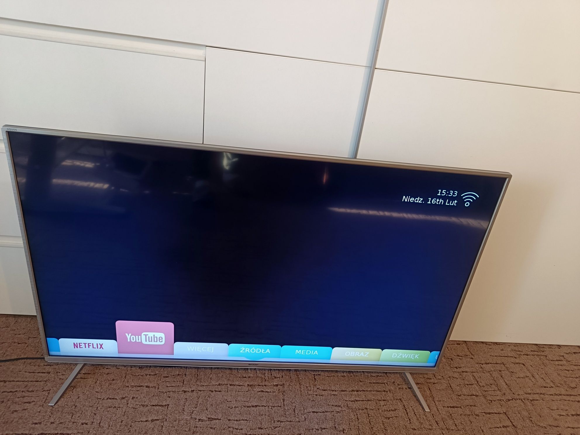 TV Sharp 49cali, Smart, 4K, Bluetooth. W super stanie.