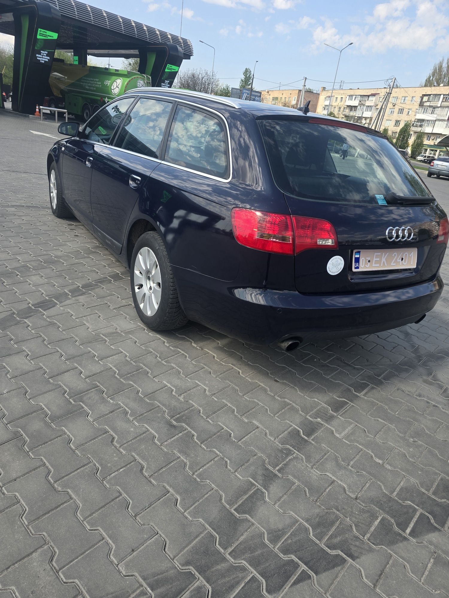 Audi А6 С6
2006.року
2.0 бензин 125кВт-170к.с.
GPS навігація, датчики