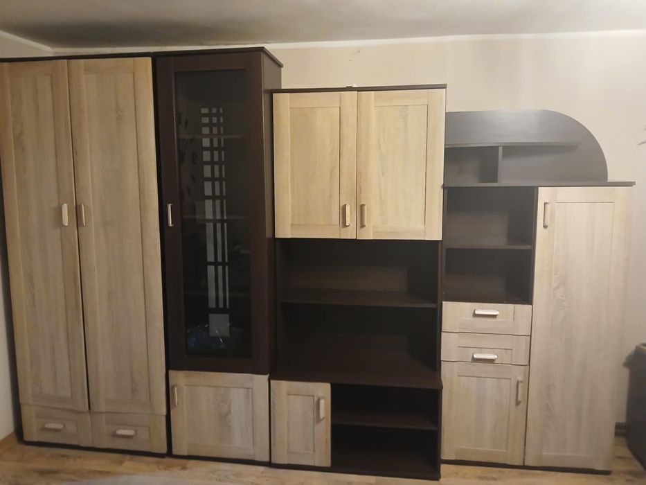 Meble pokojowe używane