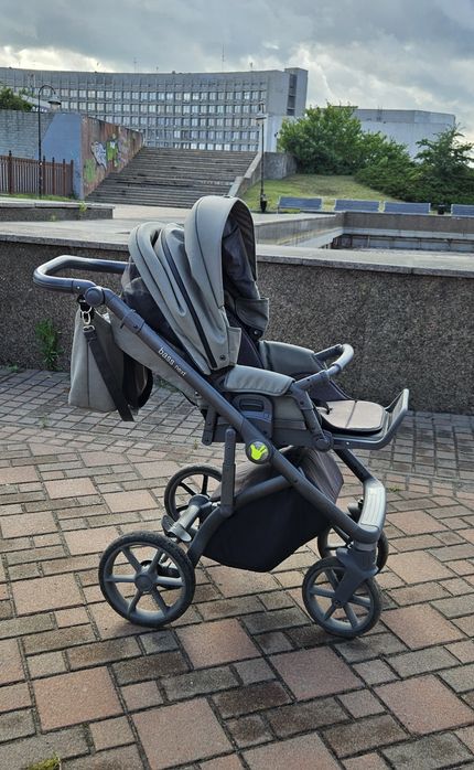 Коляска Roan bass next 2 в 1