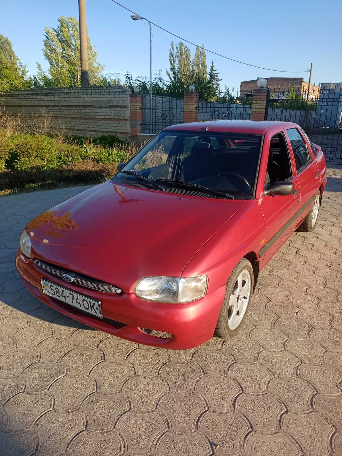 Продам Форд Ескорт 95г.в  1.8TDI