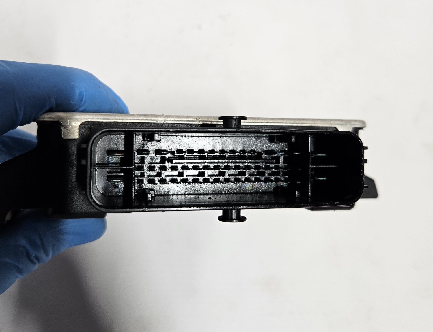 Chevrolet corvette c8 6.2 modul Sterownik pompy paliwa oryginal