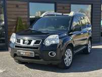 NISSAN X-TRAIL 2013 року, 2.0 дизель, автомат, повний привід.