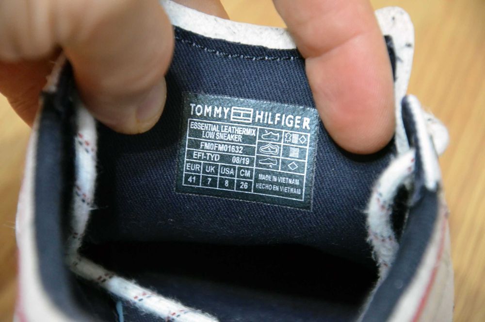 Tommy Hilfiger, оригінал шкіряні